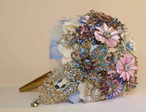 Vintage Bridal Brooches Collection